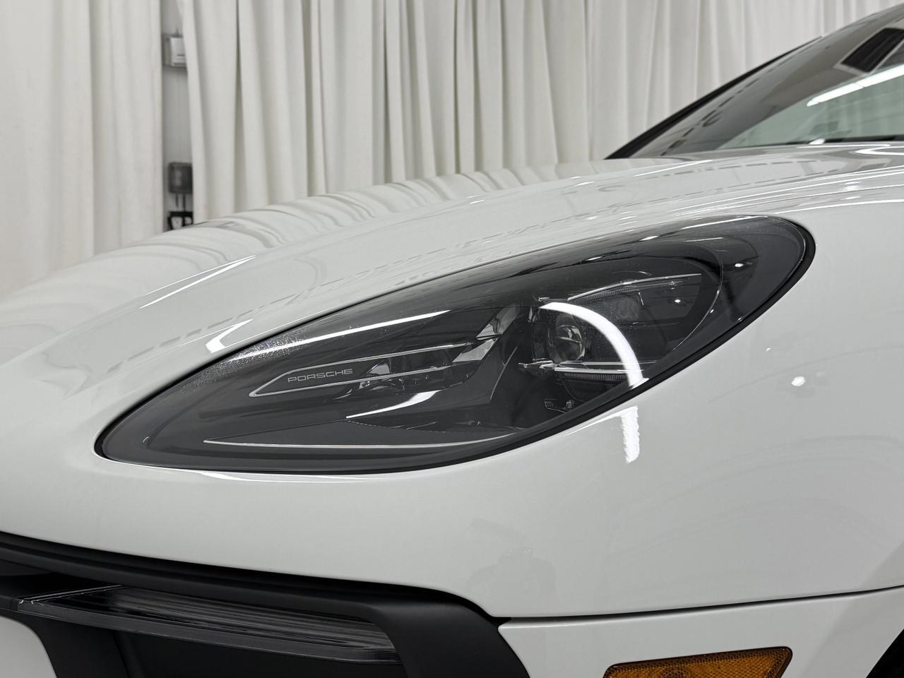 2023 Porsche Macan Newark DE