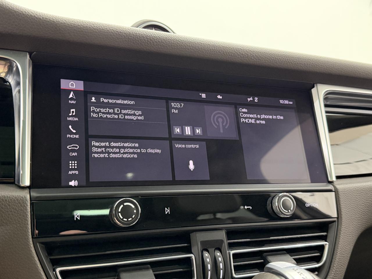 2023 Porsche Macan Newark DE