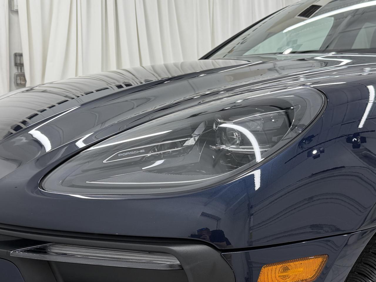 2023 Porsche Macan Newark DE