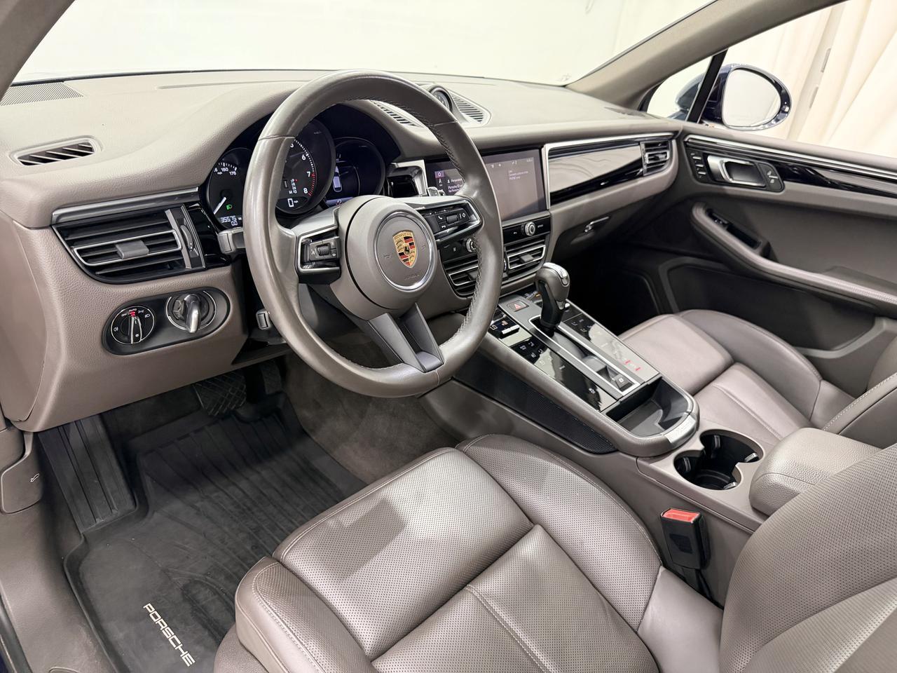 2023 Porsche Macan Newark DE