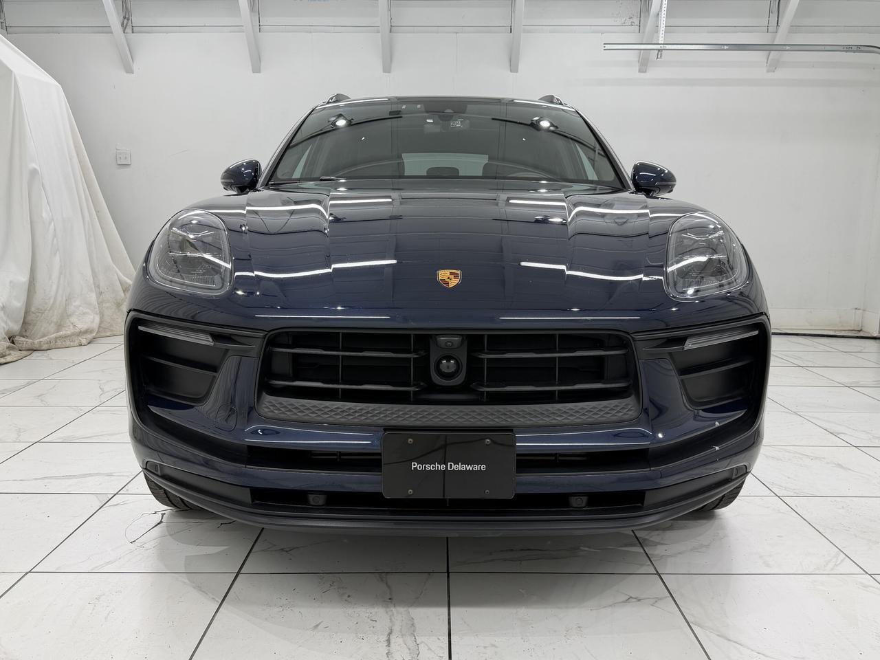 2023 Porsche Macan Newark DE
