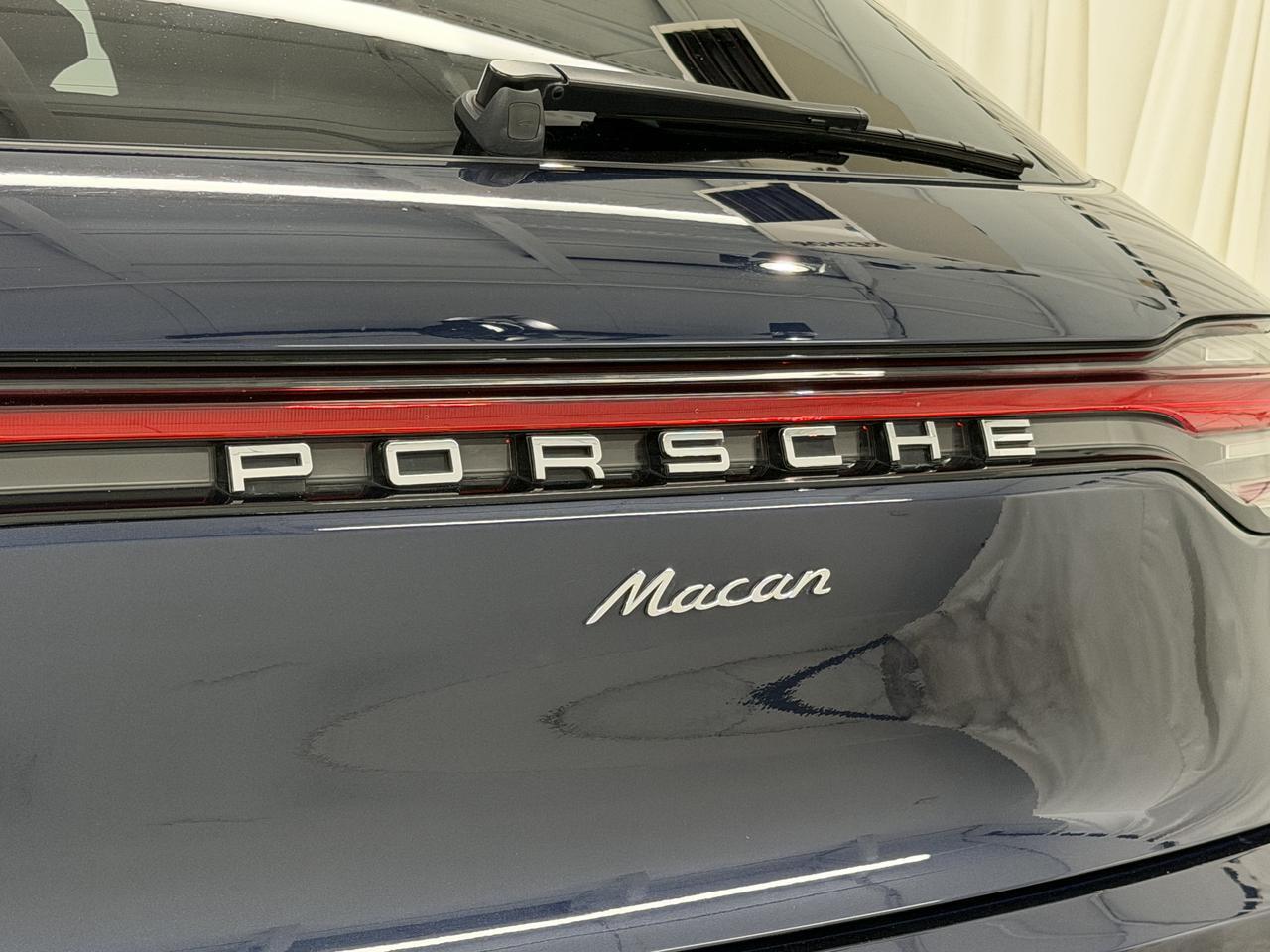 2023 Porsche Macan Newark DE
