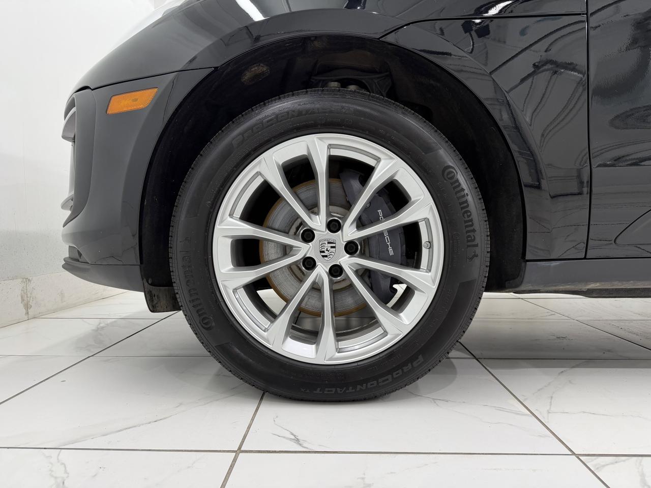 2023 Porsche Macan Newark DE