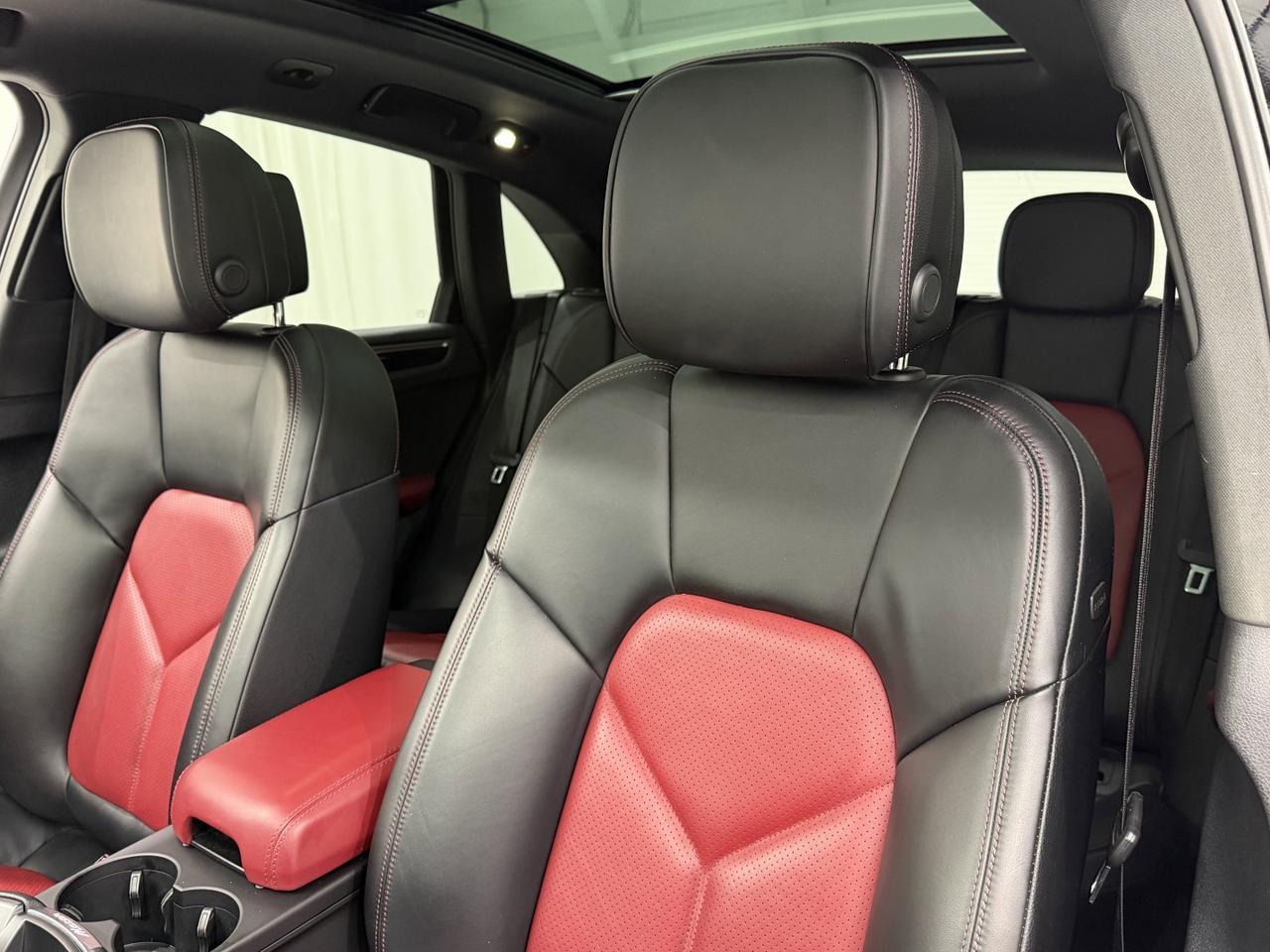 2023 Porsche Macan Newark DE