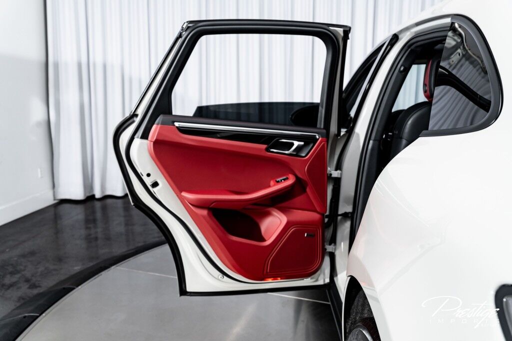 2023 Porsche Macan North Miami Beach FL