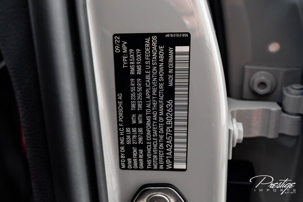 2023 Porsche Macan North Miami Beach FL