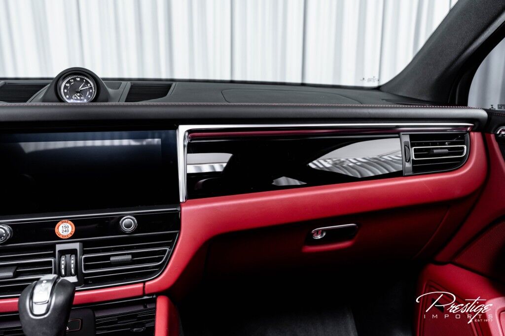 2023 Porsche Macan North Miami Beach FL