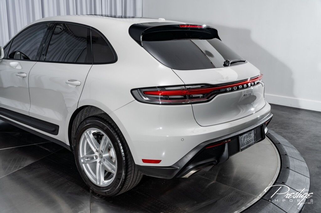 2023 Porsche Macan North Miami Beach FL