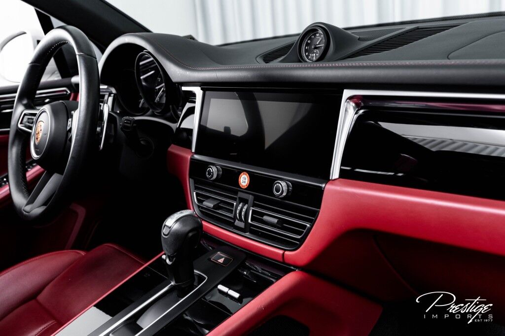 2023 Porsche Macan North Miami Beach FL