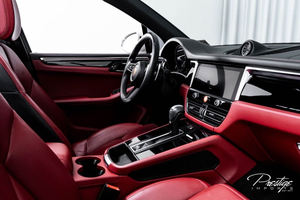 2023 Porsche Macan North Miami Beach FL