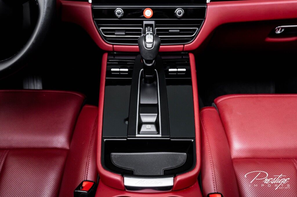 2023 Porsche Macan North Miami Beach FL