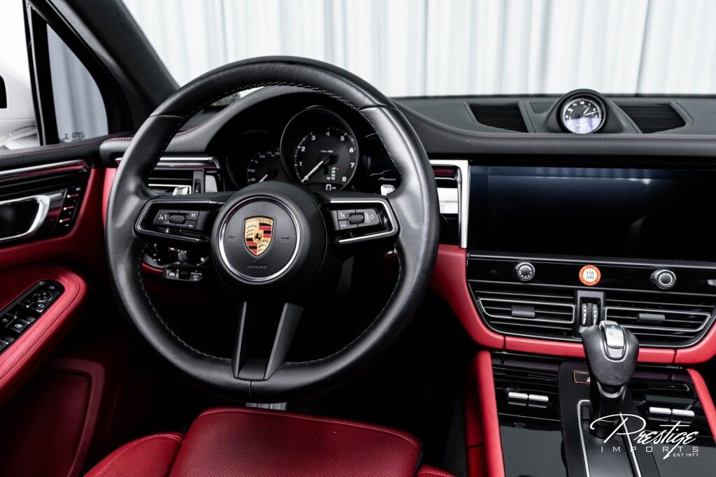 2023 Porsche Macan North Miami Beach FL