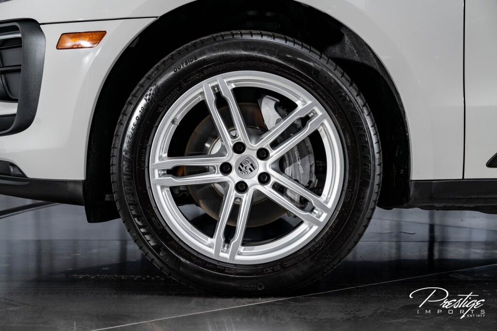 2023 Porsche Macan North Miami Beach FL