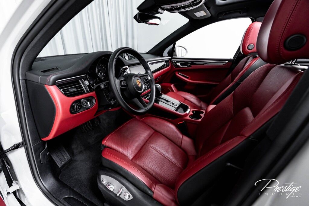 2023 Porsche Macan North Miami Beach FL