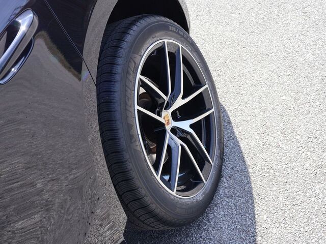 2023 Porsche Macan Oshkosh WI 2023 Porsche Macan Oshkosh WI