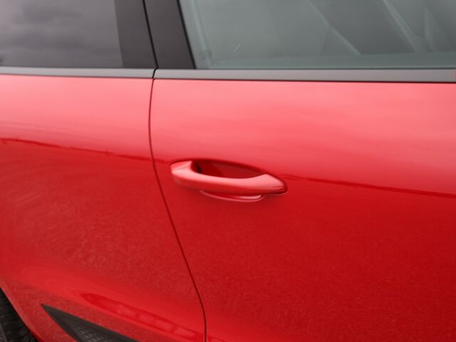 2023 Porsche Macan  Oshkosh WI