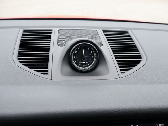 2023 Porsche Macan  Oshkosh WI