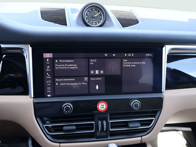 2023 Porsche Macan  Oshkosh WI