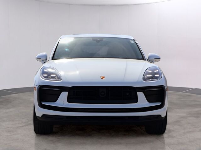 2023 Porsche Macan  Oshkosh WI