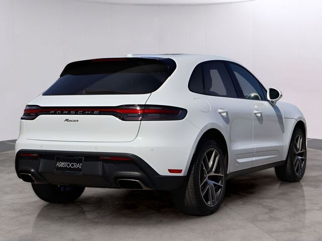 2023 Porsche Macan  Oshkosh WI