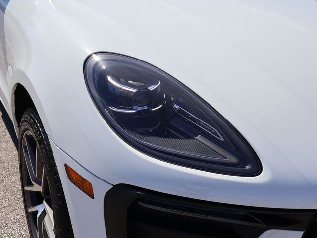 2023 Porsche Macan  Oshkosh WI