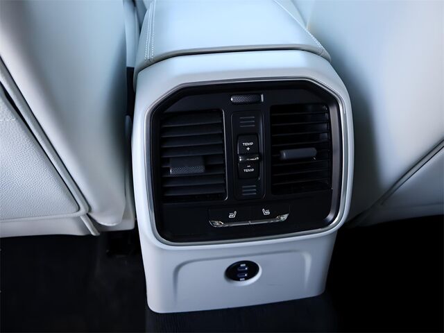 2023 Porsche Macan  Oshkosh WI