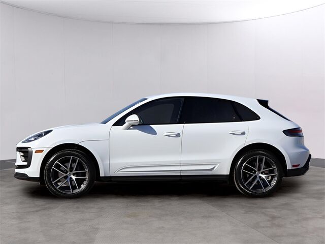 2023 Porsche Macan  Oshkosh WI