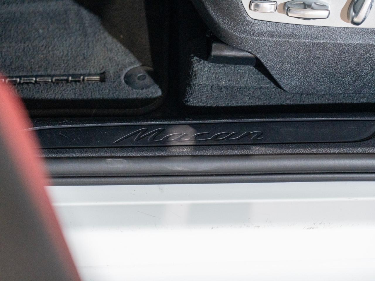 2023 Porsche Macan Pompano Beach FL