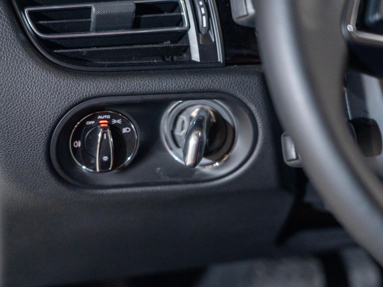 2023 Porsche Macan Pompano Beach FL