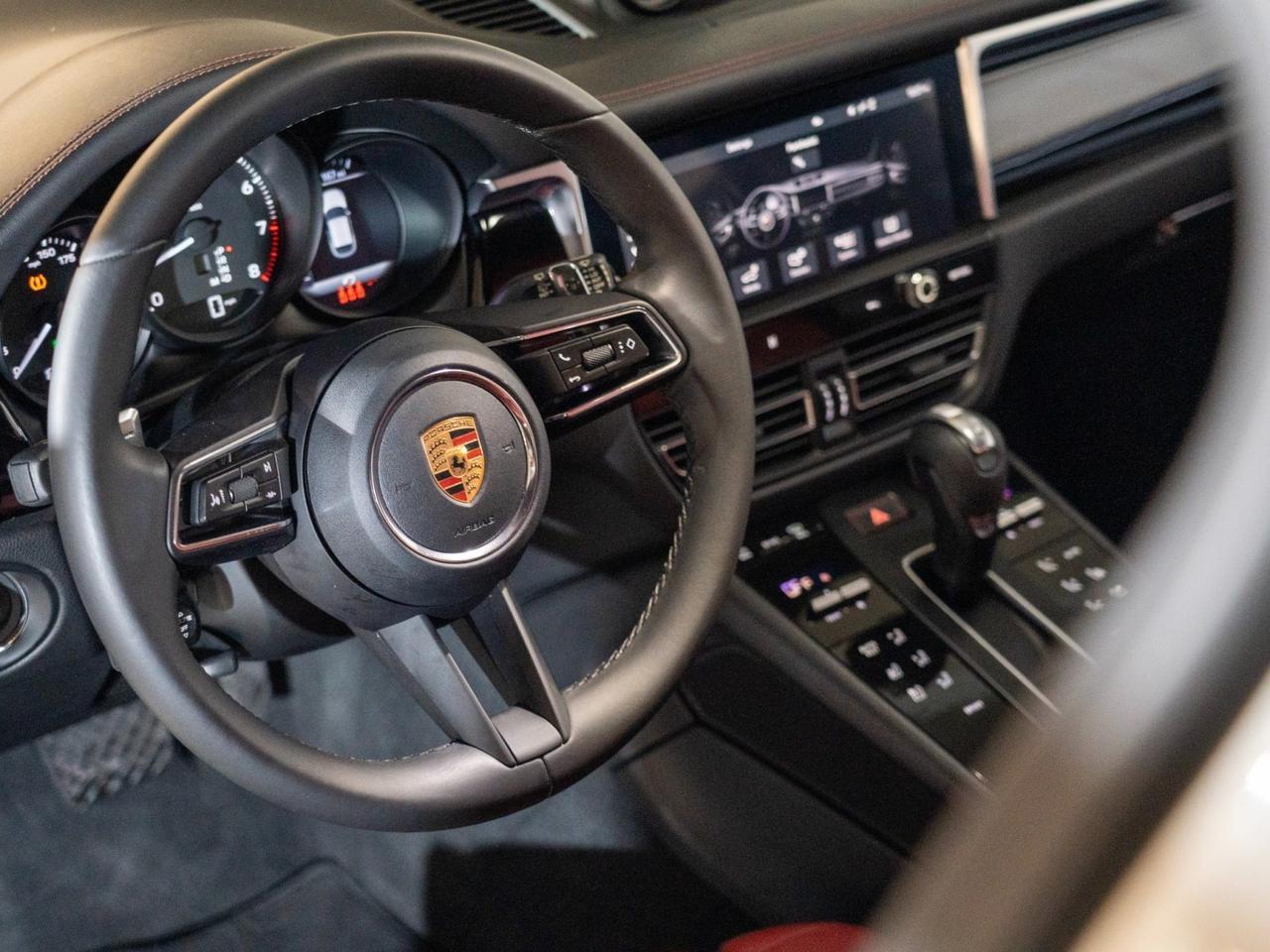 2023 Porsche Macan Pompano Beach FL
