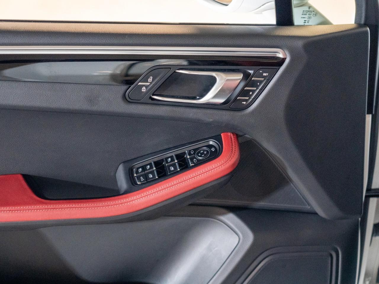 2023 Porsche Macan Pompano Beach FL