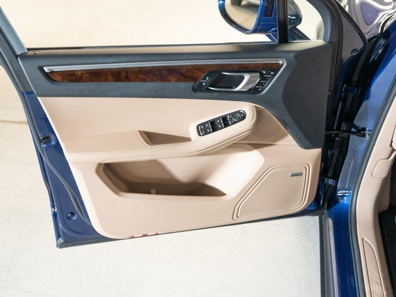 2023 Porsche Macan Pompano Beach FL