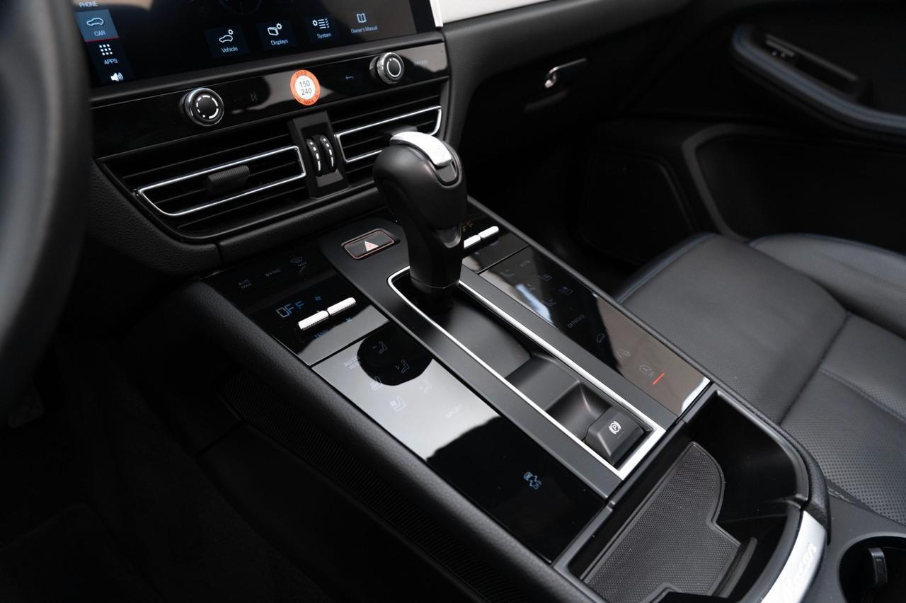 2023 Porsche Macan Pompano Beach FL