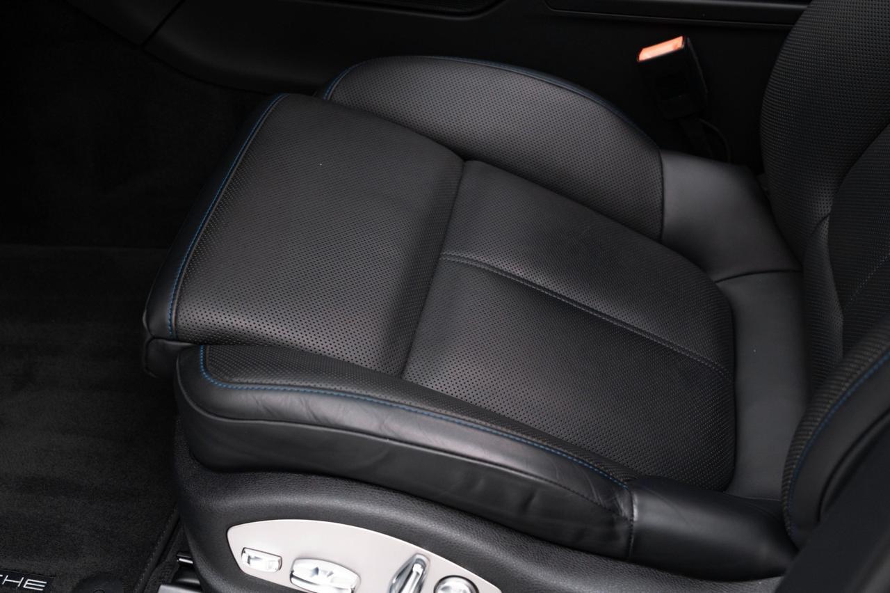 2023 Porsche Macan Pompano Beach FL