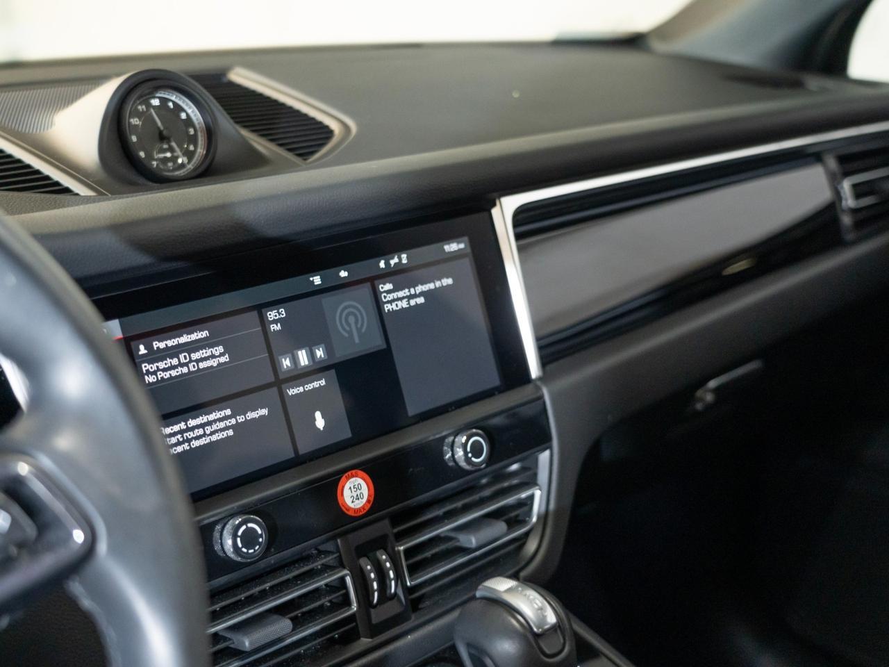 2023 Porsche Macan Pompano Beach FL