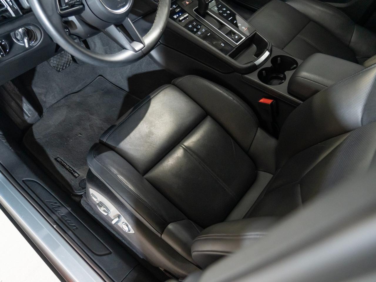 2023 Porsche Macan Pompano Beach FL