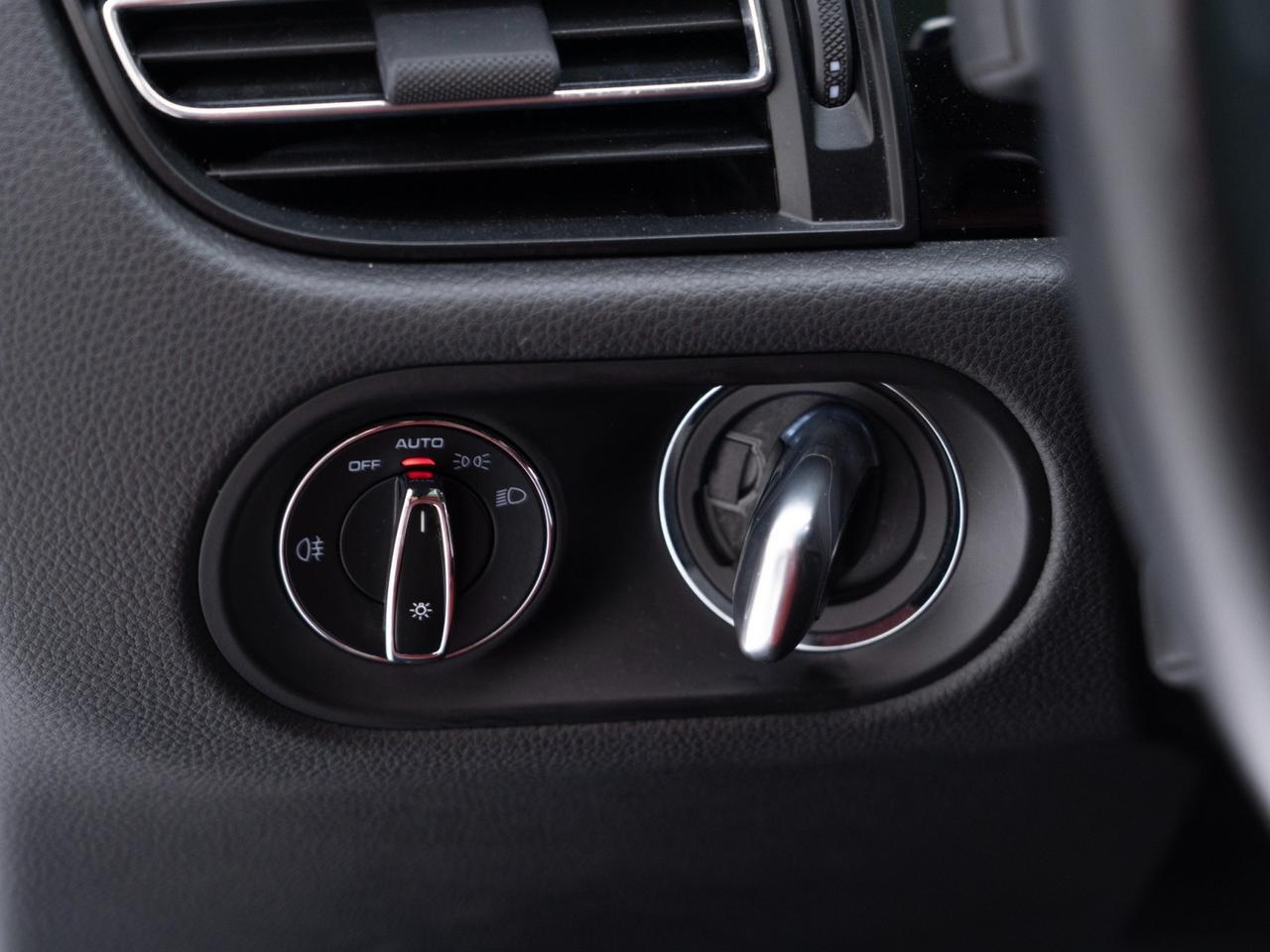 2023 Porsche Macan Pompano Beach FL