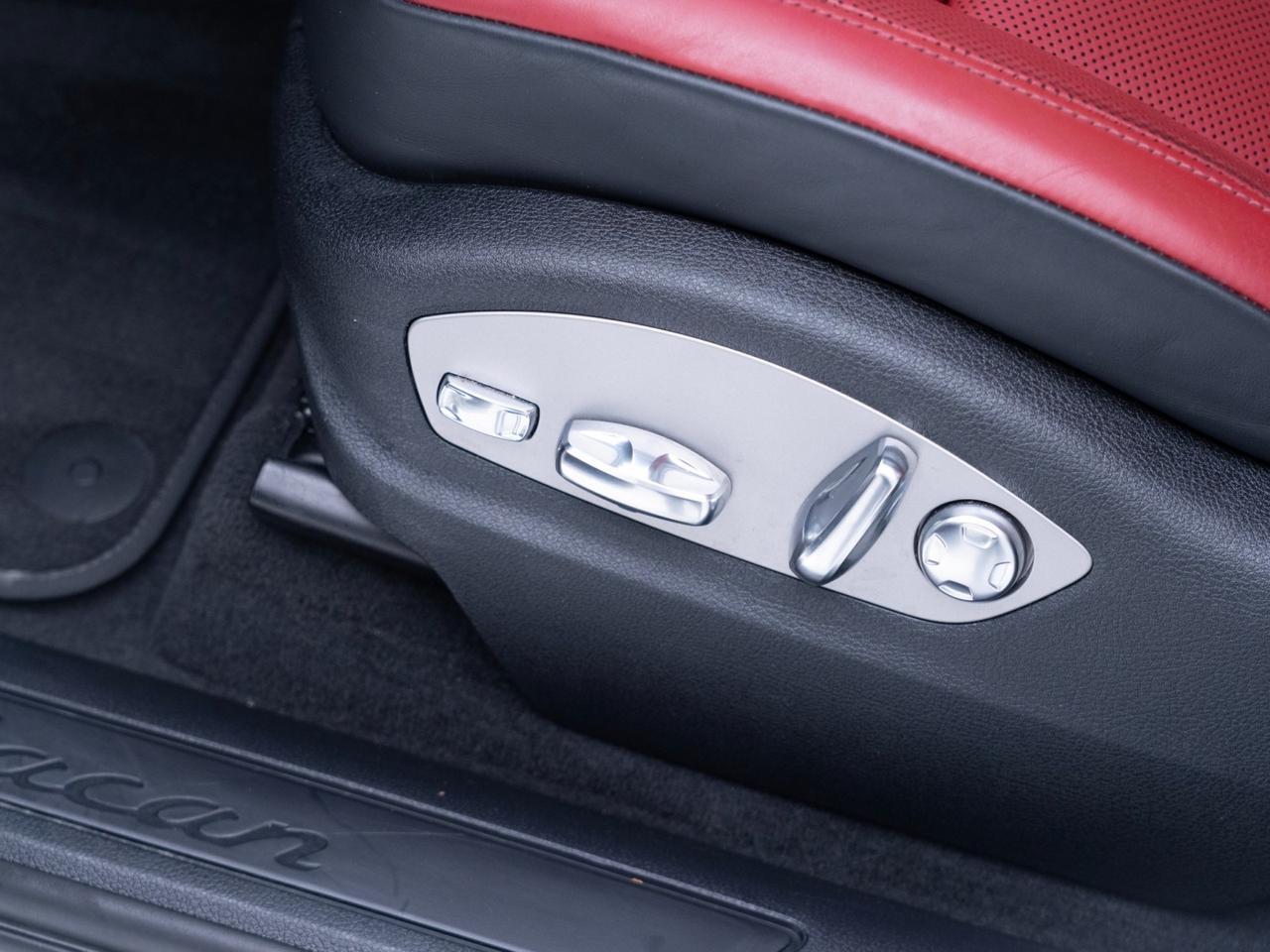 2023 Porsche Macan Pompano Beach FL