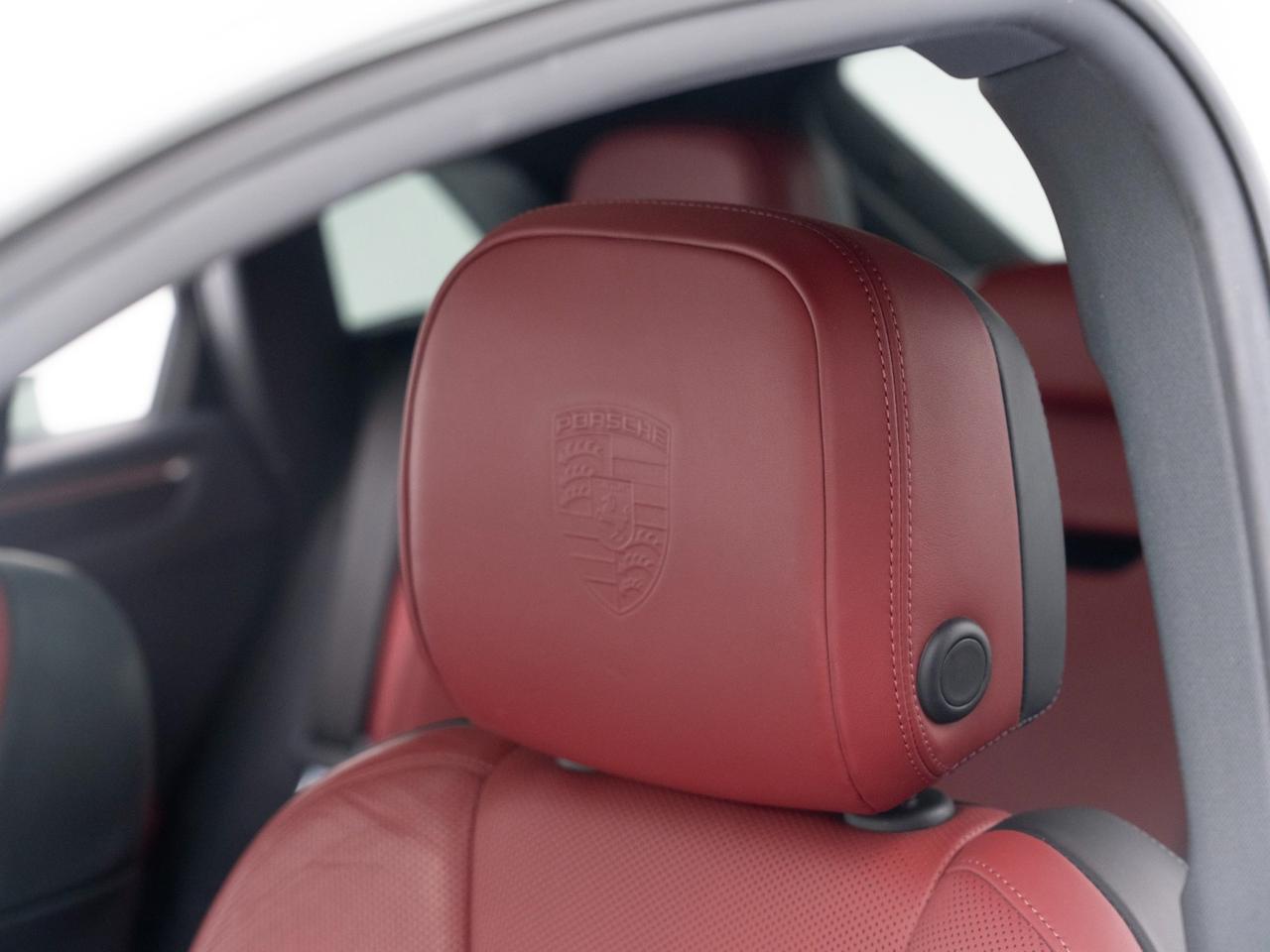 2023 Porsche Macan Pompano Beach FL