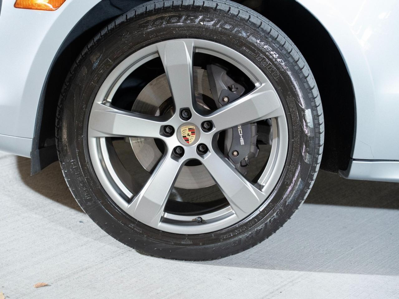 2023 Porsche Macan Pompano Beach FL