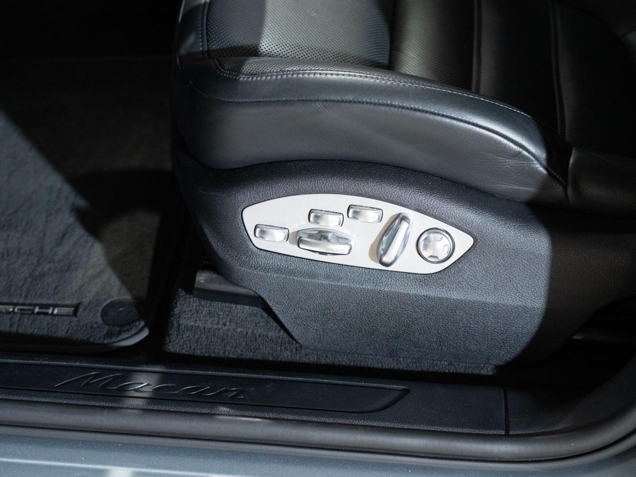 2023 Porsche Macan Pompano Beach FL