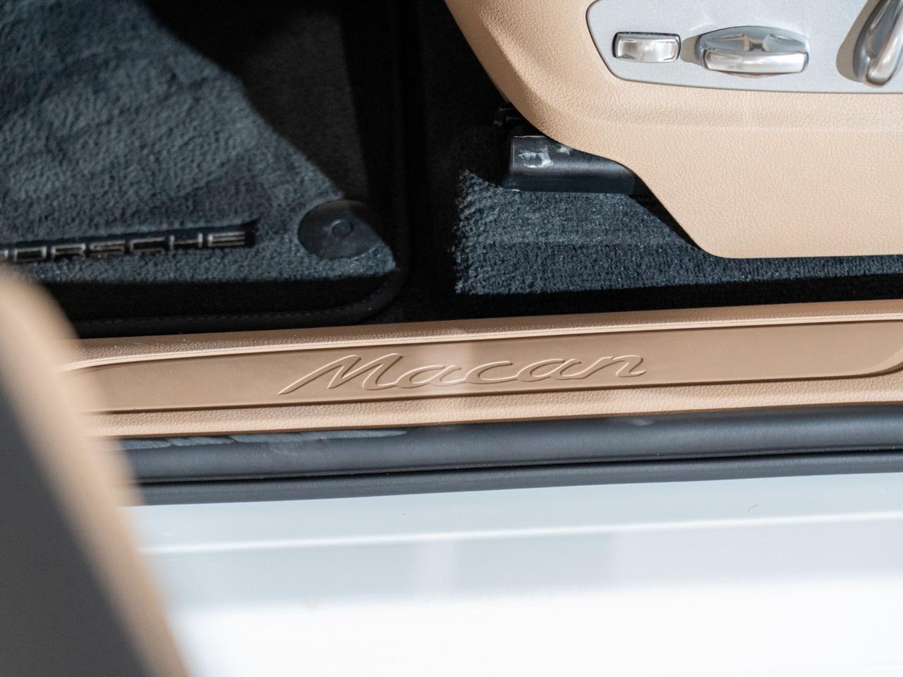 2023 Porsche Macan Pompano Beach FL