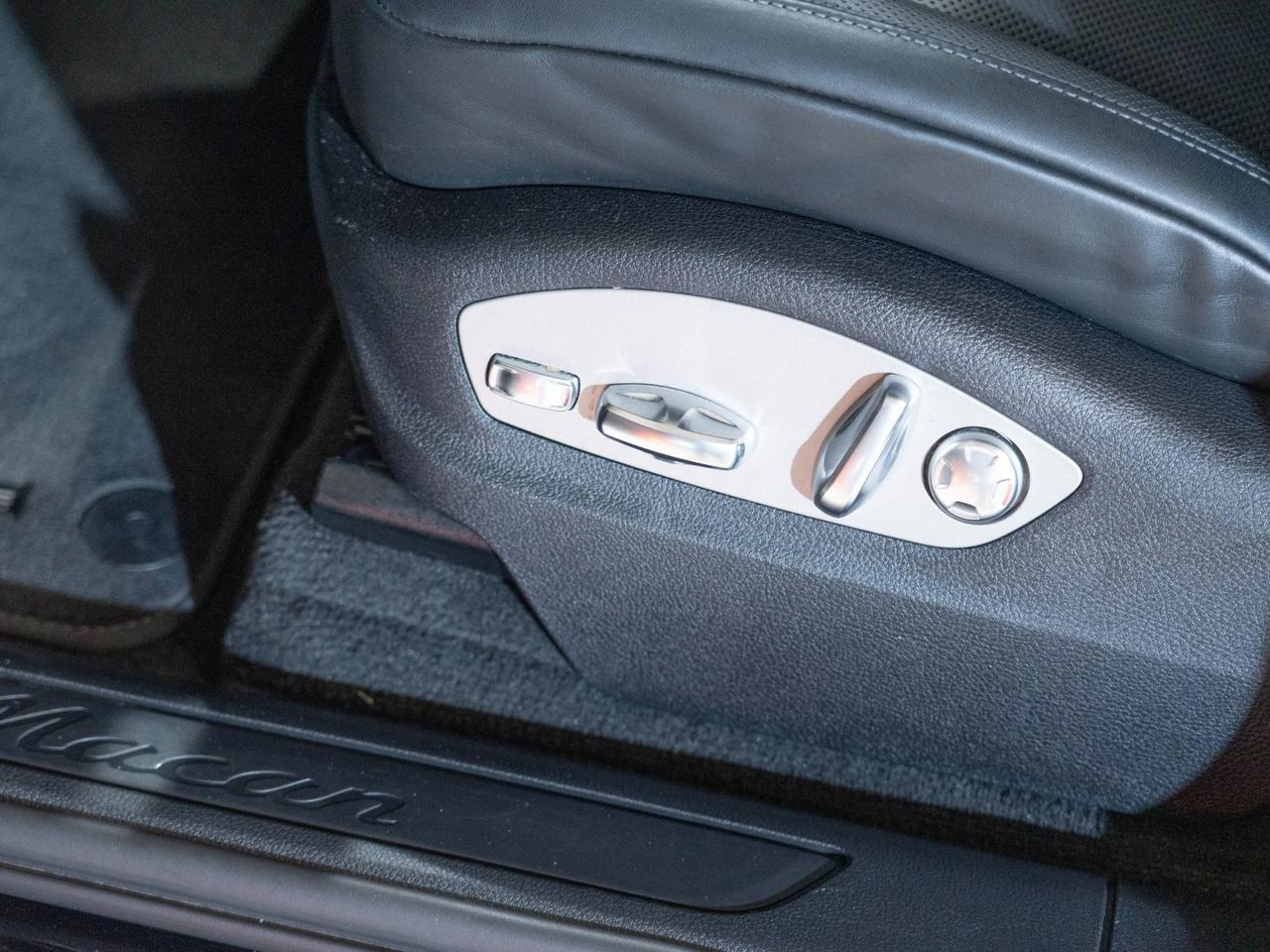 2023 Porsche Macan Pompano Beach FL