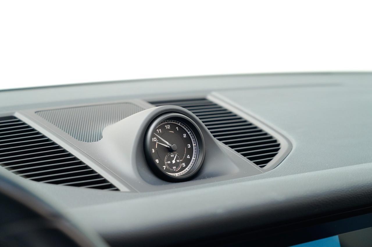 2023 Porsche Macan Pompano Beach FL