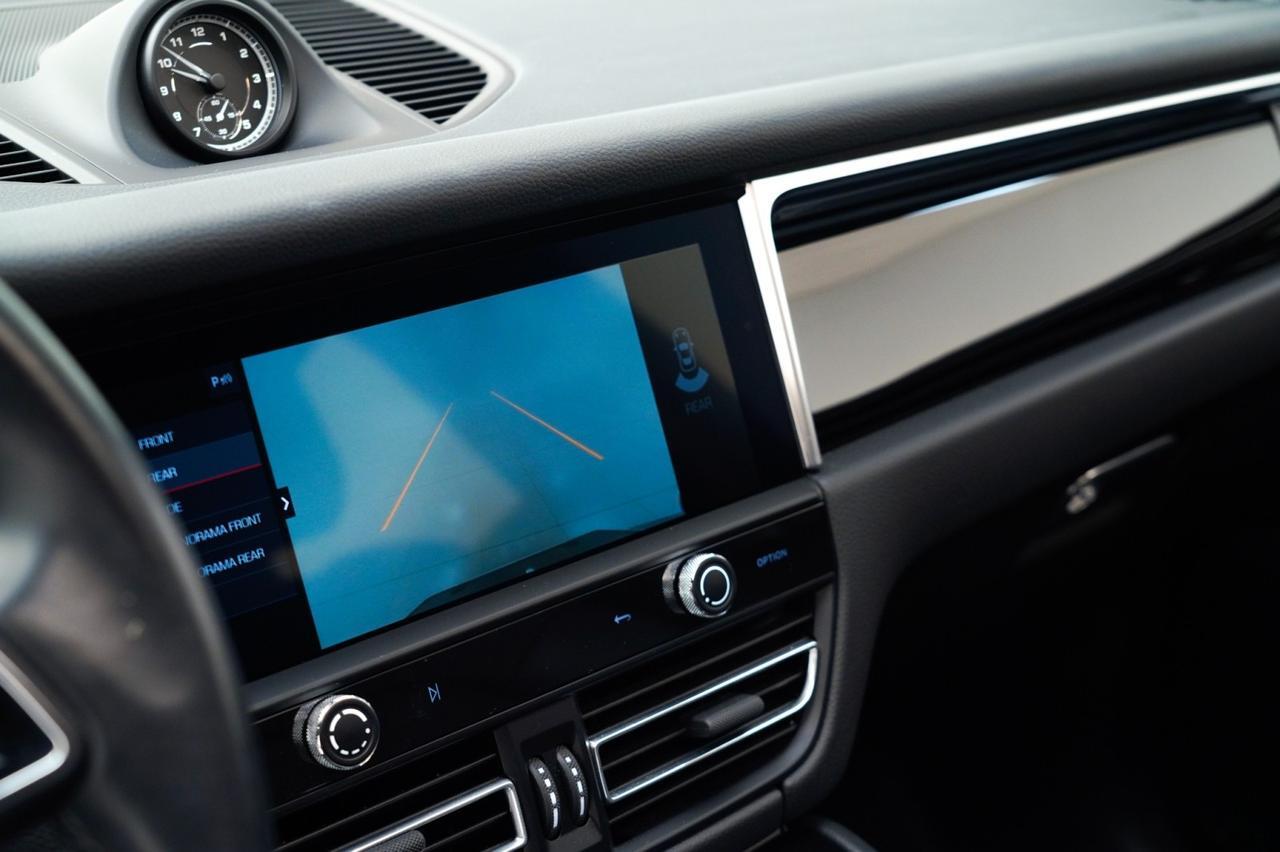 2023 Porsche Macan Pompano Beach FL