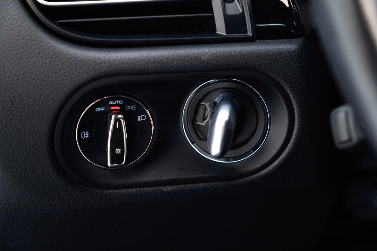 2023 Porsche Macan Pompano Beach FL