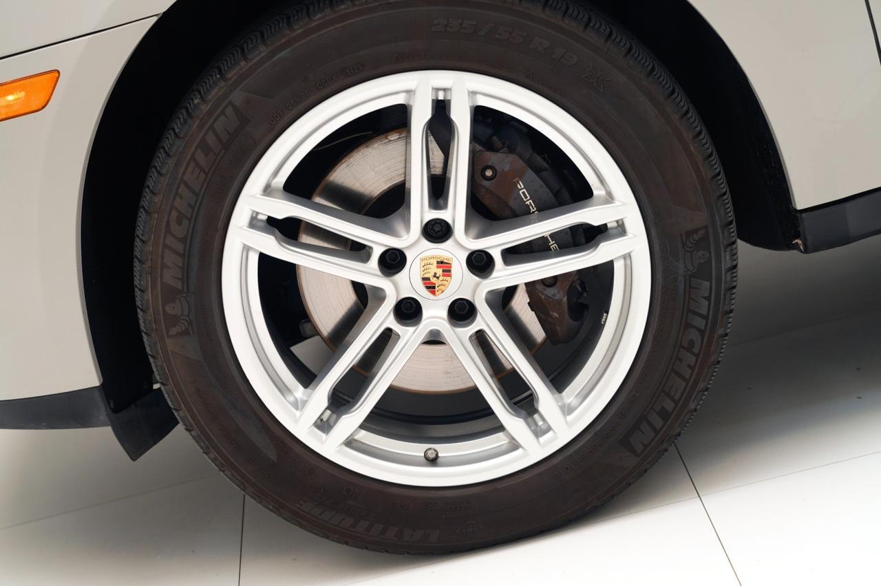 2023 Porsche Macan Pompano Beach FL