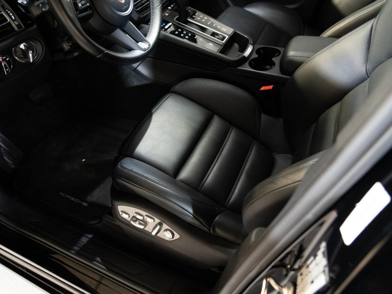 2023 Porsche Macan Pompano Beach FL