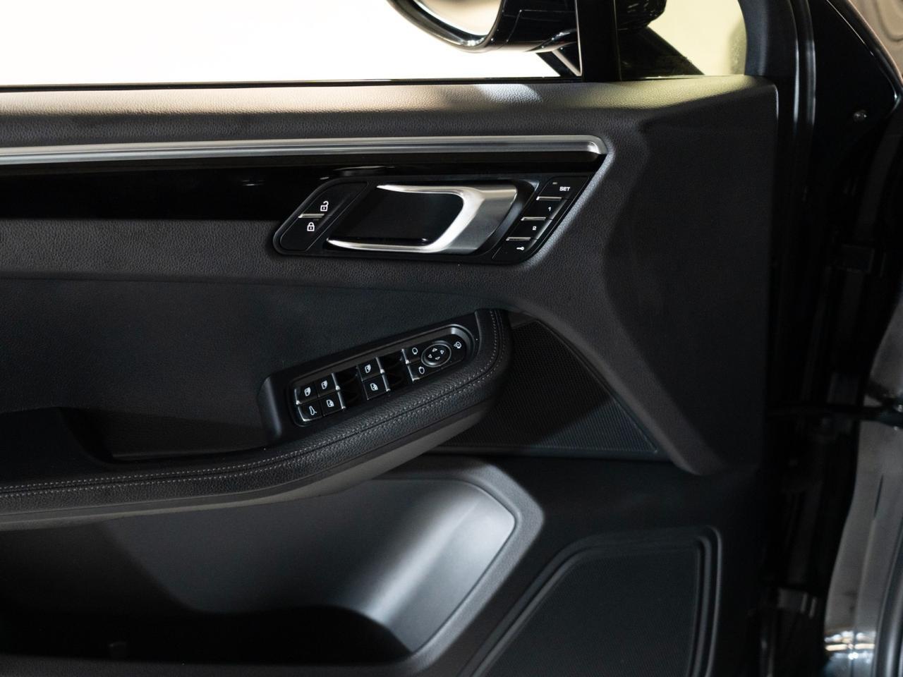 2023 Porsche Macan Pompano Beach FL