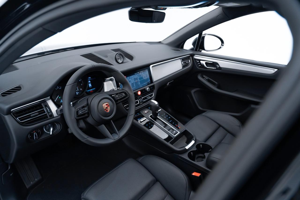 2023 Porsche Macan Pompano Beach FL